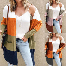 Laden Sie das Bild in den Galerie-Viewer, Kontrast-Strickjacke