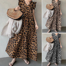 Laden Sie das Bild in den Galerie-Viewer, Langes Kleid mit Leopardenmuster