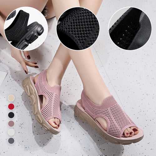 Geflochtene Sommersandalen für Damen