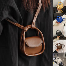 Laden Sie das Bild in den Galerie-Viewer, Mini-Kopfhörertasche aus einfarbigem Leder