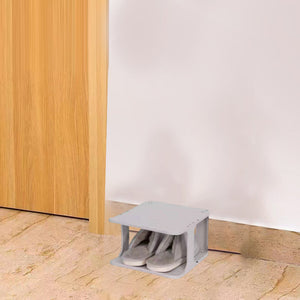 Mehrschichtiges Schuhregal