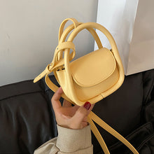 Laden Sie das Bild in den Galerie-Viewer, Mini-Kopfhörertasche aus einfarbigem Leder