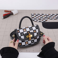 Laden Sie das Bild in den Galerie-Viewer, Neue Stylische DIY-Umhängetasche