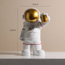 Laden Sie das Bild in den Galerie-Viewer, Niedliche Astronauten-Heimdekoration