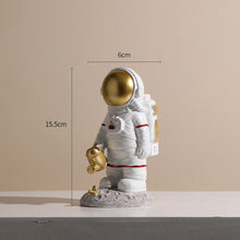Laden Sie das Bild in den Galerie-Viewer, Niedliche Astronauten-Heimdekoration