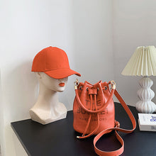 Laden Sie das Bild in den Galerie-Viewer, Modische lässige Handtasche mit Buchstaben