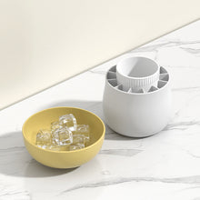 Laden Sie das Bild in den Galerie-Viewer, Pilz-Silikon-Eisbecher